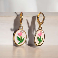 Tulip Earrings